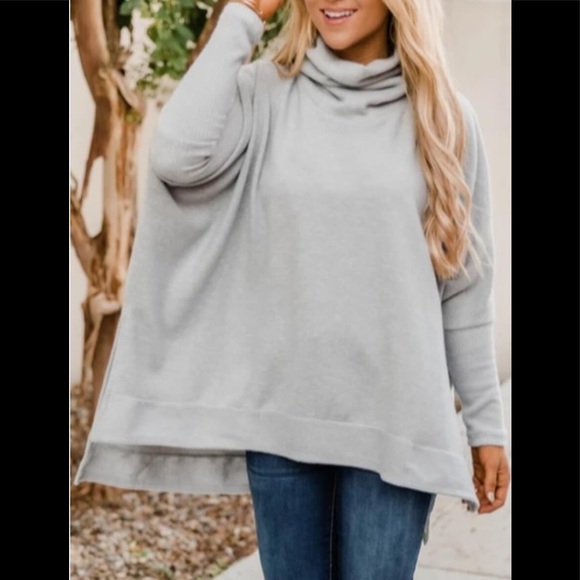 Turtleneck Asymmetrical Loose Fit Side Slits Black Shirt - Picture 5 of 7